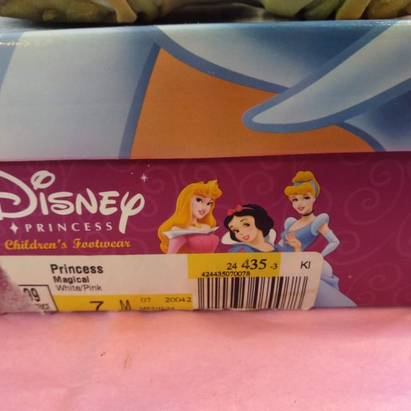 Disney Princess Toddler Light Up Aurora Belle 7 - Picture 7 of 12